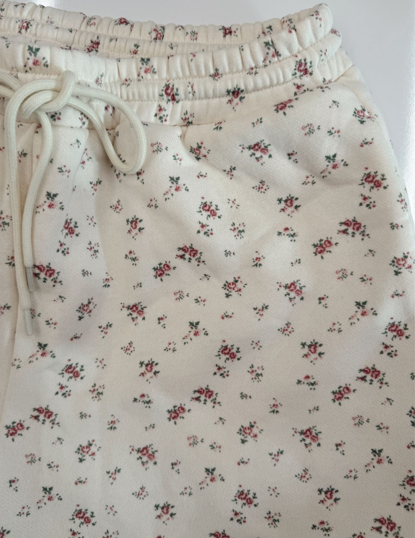 Virginia Ditsy Floral Sweat Shorts