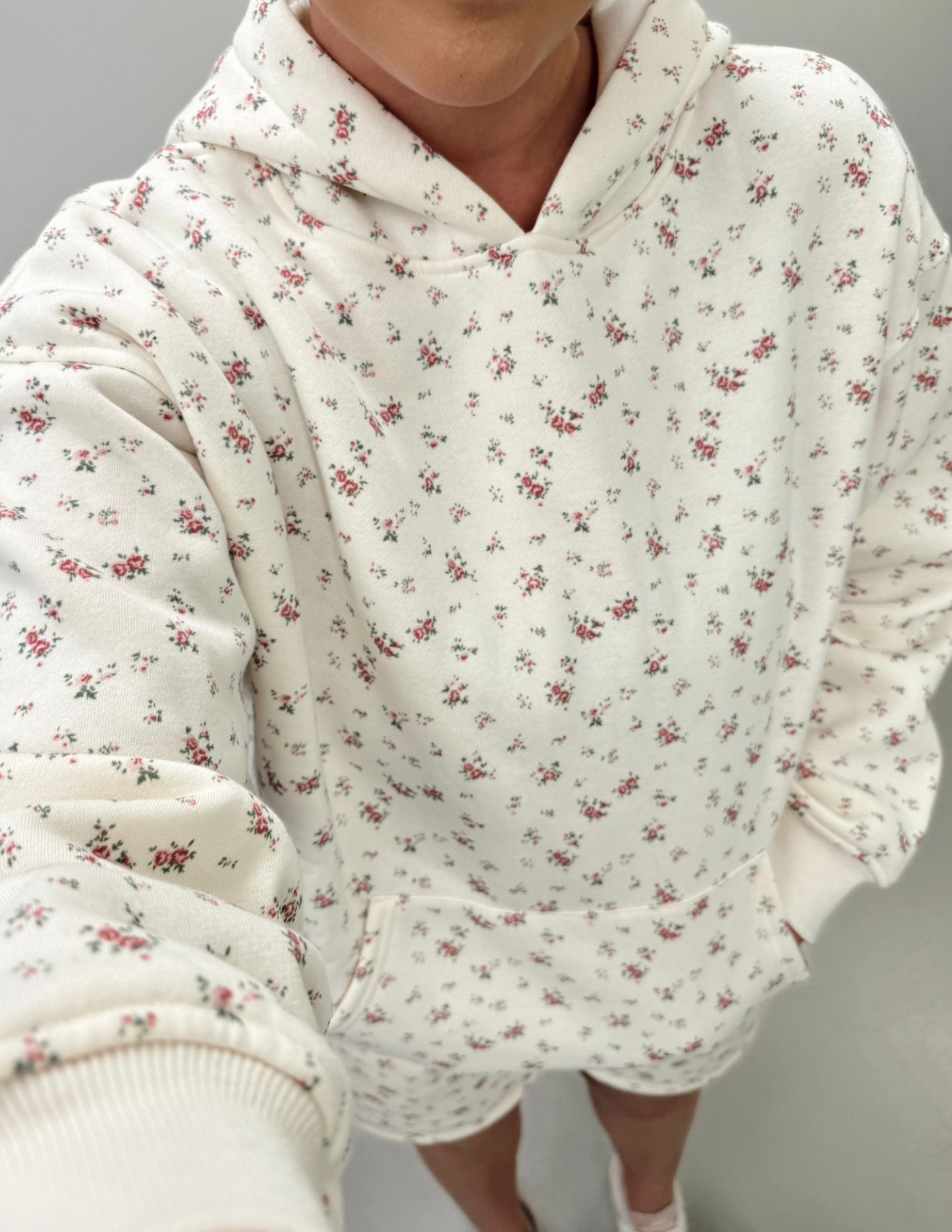 Virginia Ditsy Floral Sweatshirt